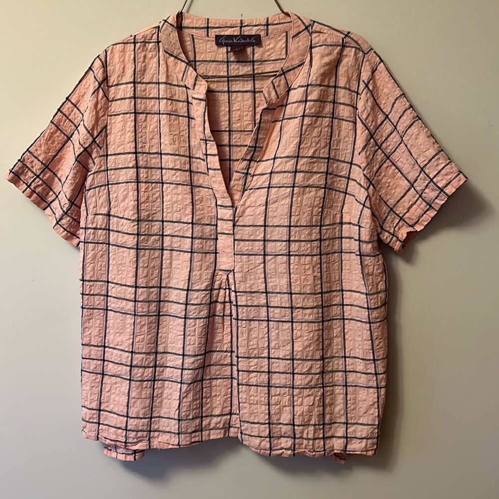 Gloria Vanderbilt checked peach short sleeved  blouse 50% cotton like new